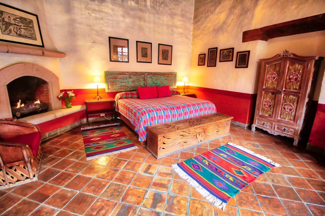 Hotel Casa Encantada Patzcuaro Exterior photo