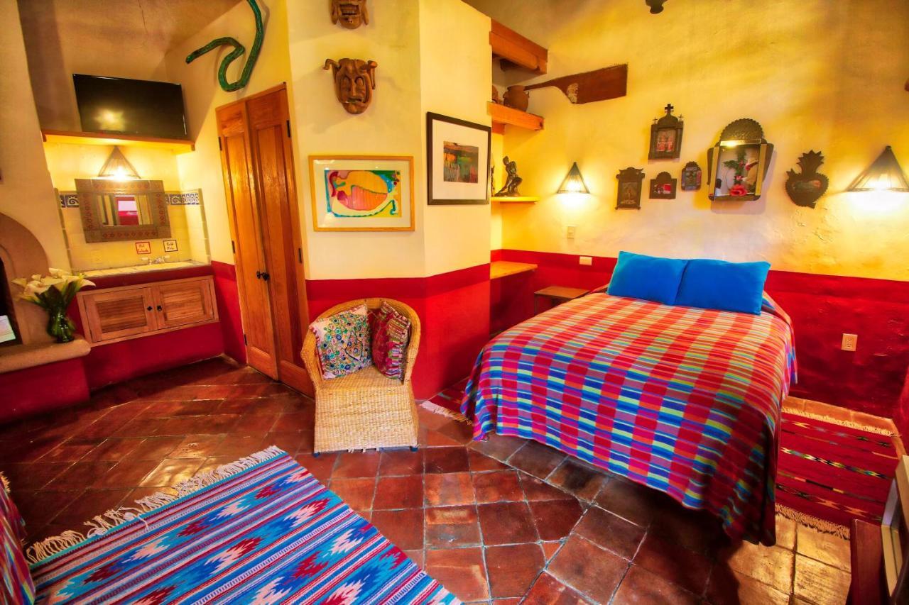 Hotel Casa Encantada Patzcuaro Exterior photo