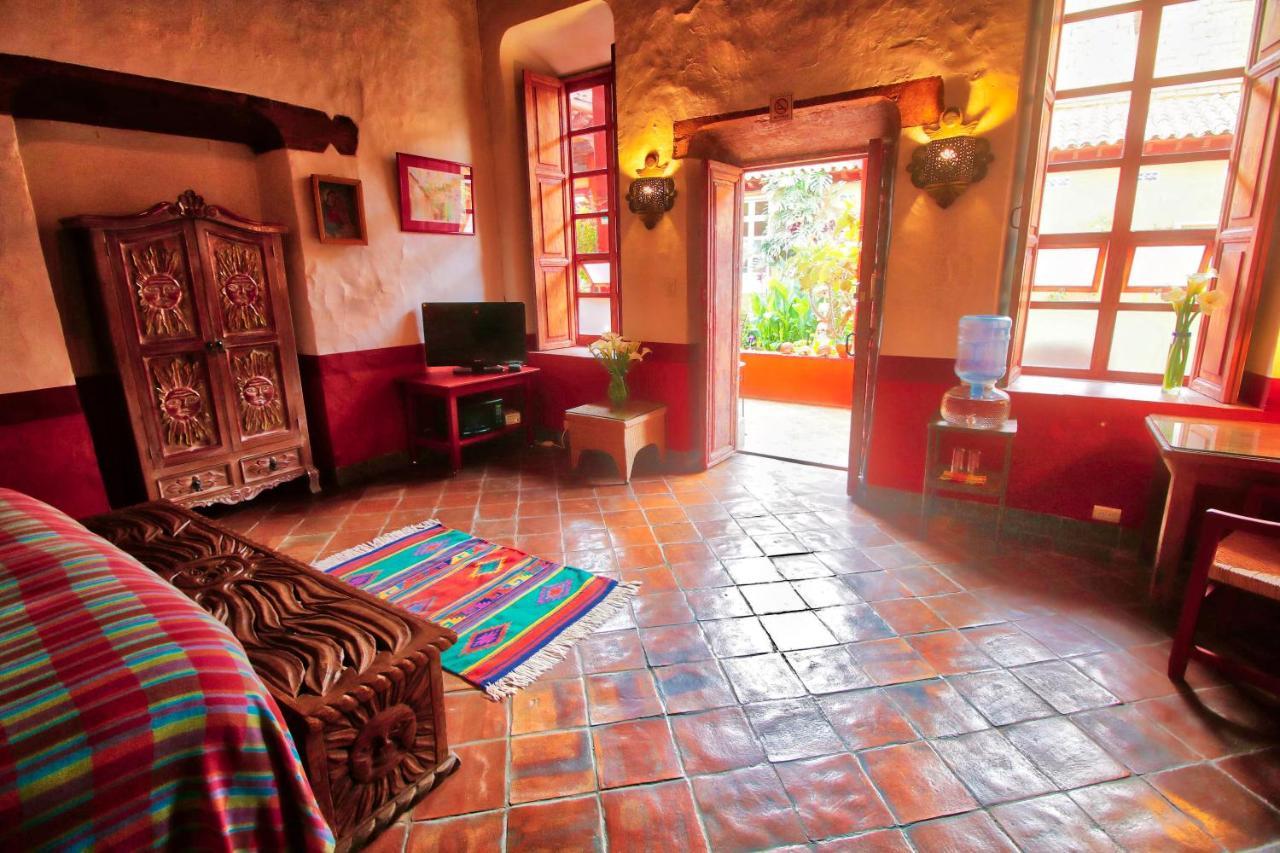 Hotel Casa Encantada Patzcuaro Exterior photo