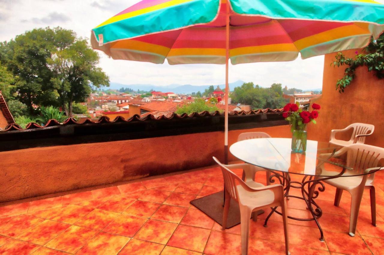 Hotel Casa Encantada Patzcuaro Exterior photo